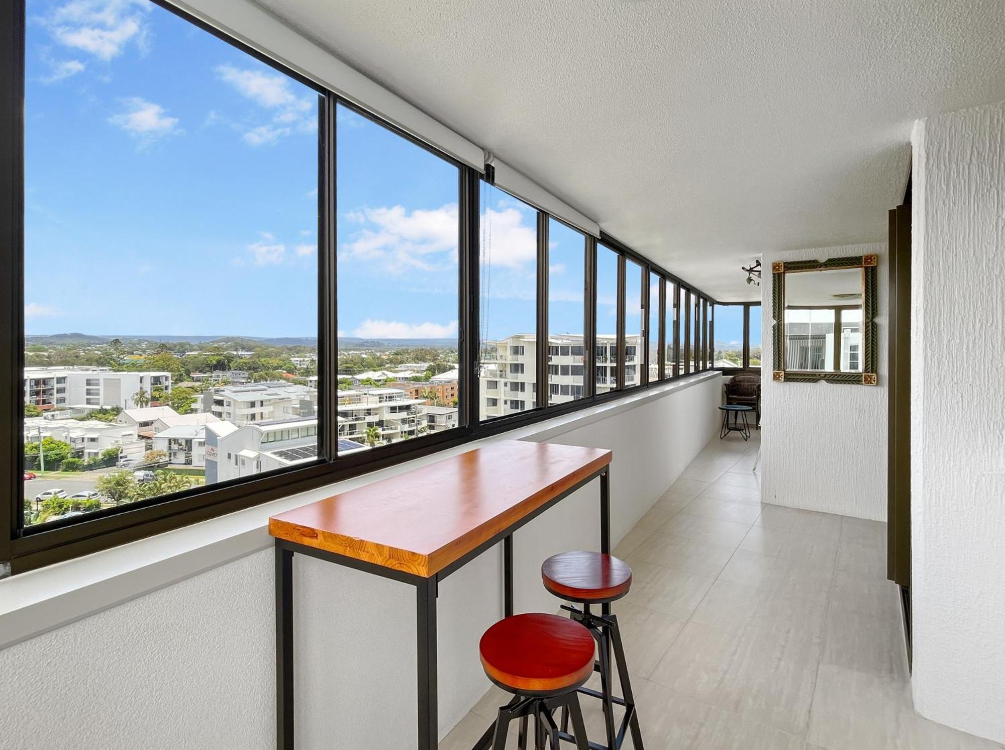 Relaxing Escape: Pool, Tennis Court, Garden Terrace & Water Views Appartement Maroochydore Buitenkant foto